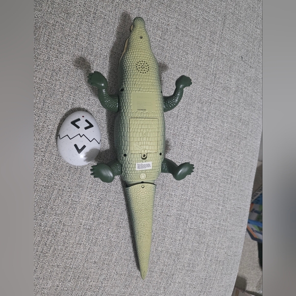 Discovery R/C Interactive Crocodile - Picture 8 of 11
